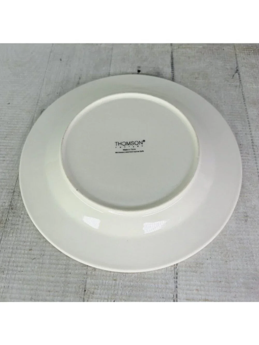 Thomson Pottery HAMPTON Seashell Embossed Rustic White Lunch Salad Plates Set 4